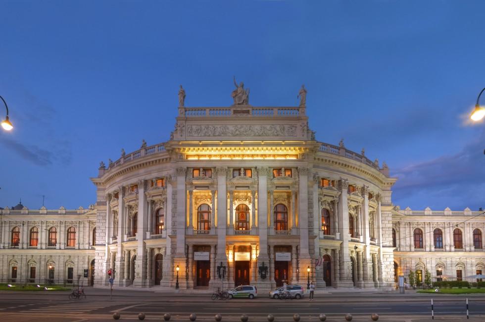 The famous &quot;Burgtheater&quot; of Vienna, Austria; 